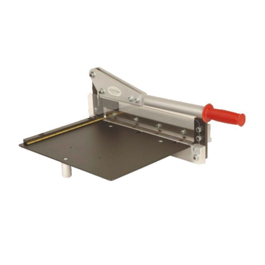 LAMİESS METAL KESİM GİYOTİNİ